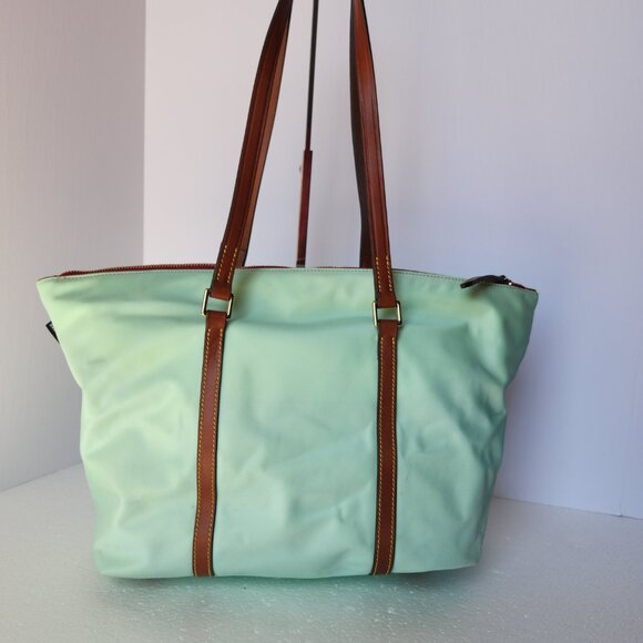 Dooney &Bourke Wayfarer tote shopper - Picture 3 of 16